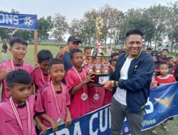 Ketua DPD Partai Garuda Sumut Buka Turnamen Sepak Bola Garuda Cup Desa Naga Timbul.