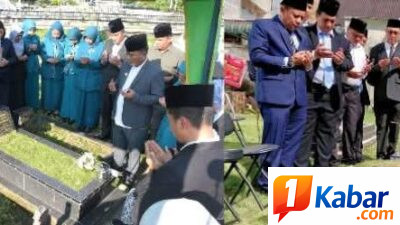 Sambut HUT ke-80 Deli Serdang, Wabup dan Sekda Ziarah Makam Mantan Bupati