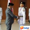 Lom Lom Suwondo Kukuhkan 45 Anggota Paskibraka Kabupaten Deli Serdang Tahun 2026