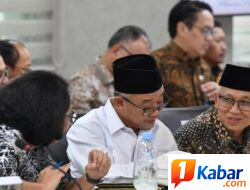 Penataan Guru Mulai Januari 2027 : 242.482 PPPK Paruh Waktu Diangkat Penuh Waktu