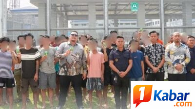 Rawat dengan Kepedulian, Lapas Kelas IIB Lubuk Pakam Berikan Ekstra Puding kepada WBP Lansia yang Membutuhkan