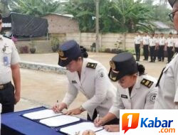 Pangkat Bertambah, Amanah Meningkat : Lapas Kelas IIB Lubuk Pakam Lantik Tenaga Kesehatan dan Sematkan Kenaikan Pangkat
