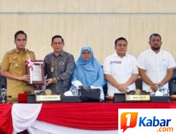 Dalam Rapat Paripurna DPRD Kota Medan, Rico Waas : “Keberhasilan Program Kemiskinan Diukur dari Keluarga yang Berhasil Keluarga dari Kemiskinan”