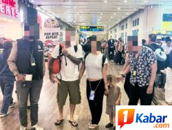 Imigrasi Ngurah Rai Deportasi 10 WNA, Dua Diantaranya Eks Narapidana