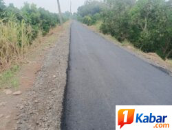 Aspal Baru di Desa Tumpatan Nibung diduga bermasalah, Papan Proyek Tak Terlihat