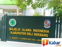 Tuai Perhatian Publik Lawan Pengedar Narkoba di Desa Rantau Panjang-Deli Serdang, Ketua MUI Deli Serdang Apresiasi Keberaniannya, Minta Pemerintah dan APH Melindungi Dia