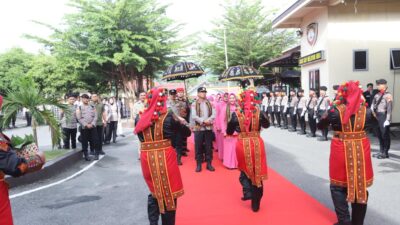 Kunker Ke Polres Aceh Tenggara, Kapolda Aceh Tekankan Optimalisasi Pelayanan Masyarakat dan Kunjungi Pesantren Darul Iman