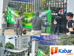 Mahasiswa Geram! Empat Aksi Unjuk Rasa Digelar, Komisi IV DPRD Kota Medan Belum Beri Kepastian RDP Pabrik Kecap Angsa