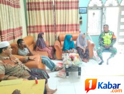 Babinsa Koramil 11/Bandar Baru Perkuat Hubungan Harmonis dengan Warga melalui Komsos di Blang Sukon
