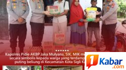 ‎Kapolres Pidie Serahkan Bantuan kepada Korban Puting Beliung di Kota Sigli   ‎