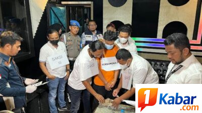 Pra Rekontruksi di THM Phantom KTV Jual Narkoba, Polrestabes Medan Temukan Miras Berpita Cukai Palsu