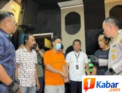 Polisi Bongkar Gudang Miras Berpita Cukai Palsu di THM Phantom KTV Medan, DJ Positif Narkoba dan Dua Orang Jadi Tersangka