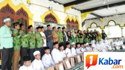 Seratusan Siswa/Siswi Kelas IV MDTA se-Kecamatan Hamparan Perak Antusias Ikuti Khataman Al-Qur’an di Desa Hamparan Perak, Gelorakan Gerakan Deli Serdang Mengaji
