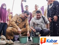 Peletakan Batu Pertama RSU Rahmad Hidayah, Asri Ludin Tambunan : “Pengelola Dapat Prioritaskan Pekerja Masyarakat Sekitar”