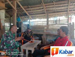 Babinsa Koramil 11/Bandar Baru Pererat Kemanunggalan dengan Warga Melalui Komsos di Dayah Langgin