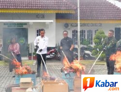 Barang Bukti Inkracht Dimusnahkan, Lapas Kelas IIB Lubuk Pakam Perkuat Sinergi Penegakan Hukum