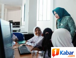 Les Bahasa Inggris dan Komputer Gratis Resmi Dibuka, Anak-Anak Deli Serdang Antusias Belajar di Perpustakaan Deli Serdang