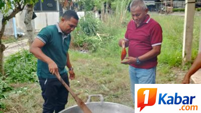 Dua Kandidat Kuat Geuchik Tualang Teungoh Kompak Masak Bersama di Kenduri 1 Muharram, Adu Gagasan Tetap, Persaudaraan Dijaga