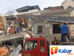 2 Orang Belum Ditemukan Diduga Tertimbun Reruntuhan Rumah Pasca Ledakan di Perumahan Grand Polonia Medan