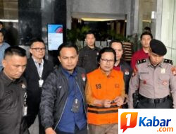 KPK Bongkar Modus “Uang Assalamualaikum,” Eks Sekjen MPR RI Ditahan Diduga Terima Gratifikasi Capai Sekitar Rp. 30 Miliar!