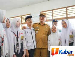 Tinjau Ekskul di SMP Negeri 1 Batang Kuis, Bupati Deli Serdang Dorong Sekolah Jadi Rumah Kedua Bagi Siswa