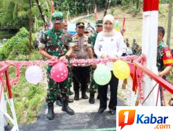 Dandim 0201/Medan bersama Camat Namorambe Resmikan Jembatan Gantung Perintis Garuda di Deli Serdang