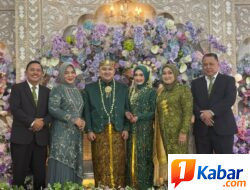 DARI SUBULUSSALAM KE SIANTAR! Haji Affan Alfian Bintang Hadiri Pernikahan Anak Besan, Bersama Hj. Mariani Harahap