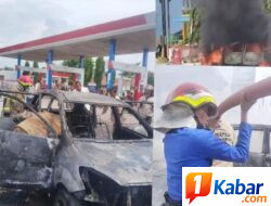 Mini Bus Daihatsu Xenia Terbakar di Hamparan Perak, 2 Orang Luka Bakar, Dinas Damkarmat Deli Serdang Bergerak Cepat Padamkan Api