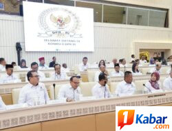 Perdana RDP Khusus dengan Komisi II DPR RI, Ombudsman RI Sampaikan Capaian Kinerja Pengawasan Pelayanan Publik