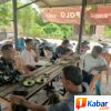 Babinsa Koramil 11/Bandar Baru Perkuat Kedekatan dengan Warga Lewat Komsos di Desa Kayee Raya