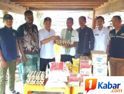 Bupati Pidie Salurkan Bantuan Sembako untuk Keluarga Korban Musibah Pohon Tumbang
