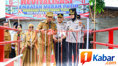 Permudah Akses Warga Mandailing, Wali Kota dan Kapolres Tebing Tinggi Resmikan Jembatan Merah Putih