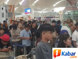58 Penerbangan di Bandara Kualanamu Terdampak Erupsi Anak Krakatau, Penumpang Tujuan Jakarta Tetap Bertahan