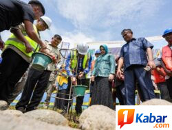 Alun-Alun Kecamatan STM Hilir Mulai Dibangun