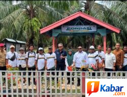 Dewan Komisaris Mengunjungi Ke Area Perkebunan Karang Kitri, Dilingkungan PTPN IV,
