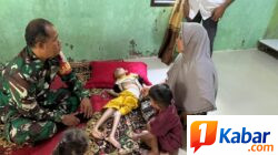 Serka Ngadiran: Babinsa Koramil 11/Bandar Baru Jenguk Anak Disabilitas, Wujud Kepedulian TNI kepada Warga