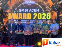 Bupati Aceh Tengah Raih Award SMSI atas Gerakan Kebersihan Lingkungan dan Pembangunan Berkelanjutan