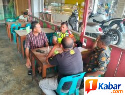 Babinsa Koramil 11/Bandar Baru Pererat Silaturahmi dengan Warga Keude Luengputu Melalui Komsos