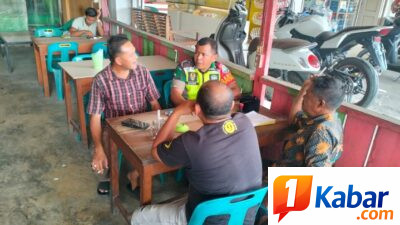 Babinsa Koramil 11/Bandar Baru Pererat Silaturahmi dengan Warga Keude Luengputu Melalui Komsos
