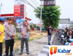 Wakapolda Sulut Pantau Pengamanan Antrean BBM di Sejumlah SPBU di Kota Manado