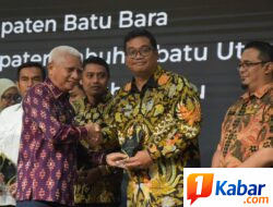 Pemkab Deli Serdang Raih Predikat Badan Publik Informatif di KI Sumut Award 2026