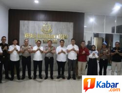 Perkuat Sinergitas Penegakan Hukum, Kapolresta Deli Serdang Jalin Silaturahmi dengan Kajari Deli Serdang