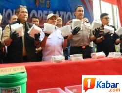 Kapolri Suyudi Ario Seto : BNN, Polri dan Bea Cukai Sita 1,2 Ton Sabu dari Laboratorium Gagalkan Penyelundupan Narkotika Jaringan Internasional di Perairan Perairan Selat Malaka, Pidie, Aceh