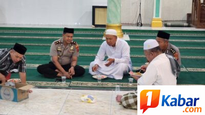 SUBUH KELILING DI MASJID AS-SILMI, WAKAPOLRES SUBULUSSALAM AJAK MASYARAKAT PERKUAT UKHUWAH DAN JAGA KAMTIBMAS