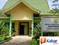 Paripurna Pengesahan Ranperda R-APBD TA 2027 Digelar, Sekwan DPRD Serdang Bedagai Disorot Soal Transparansi Dokumen Publik